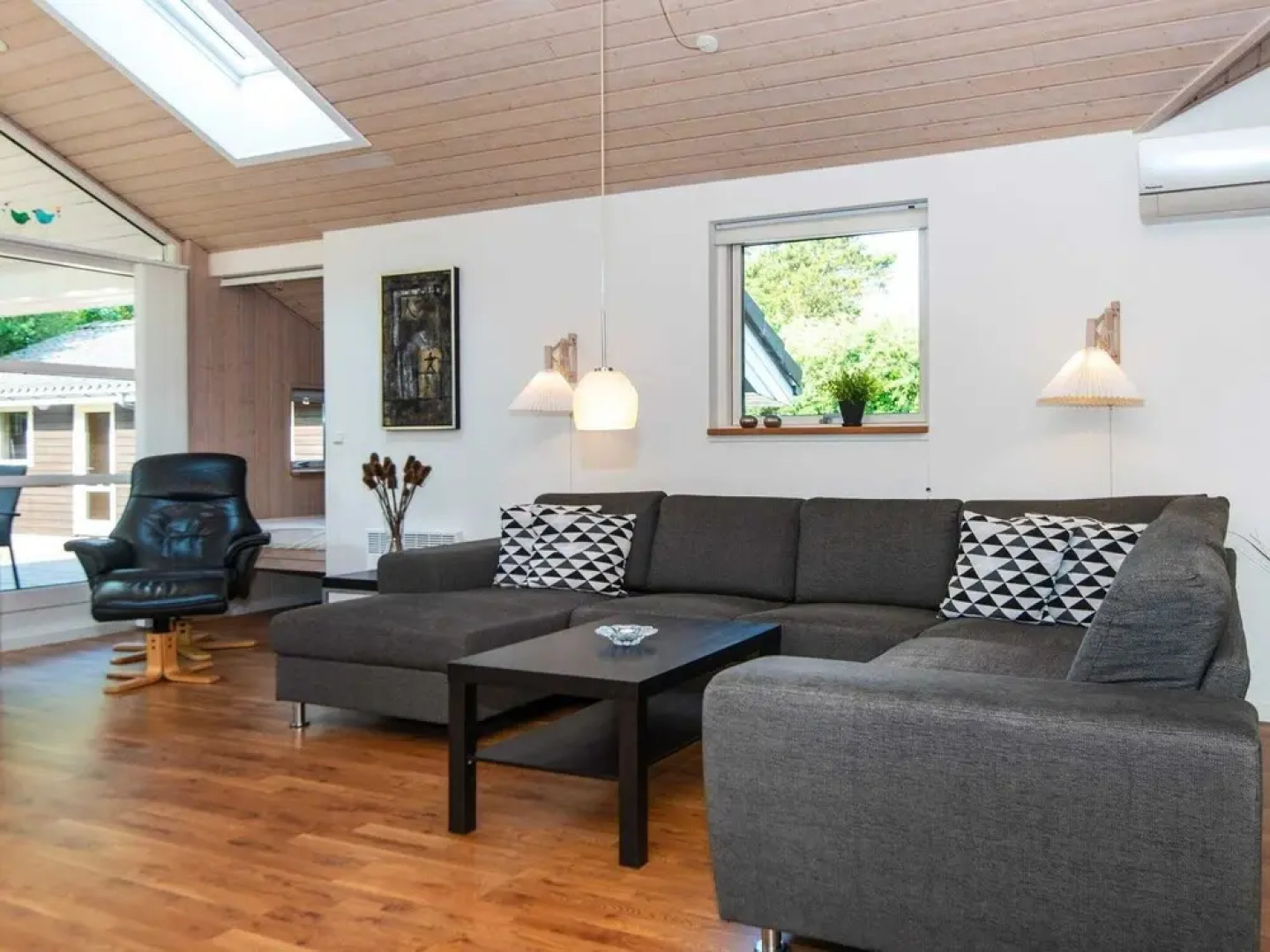 7 Person Holiday Home in Ulfborg