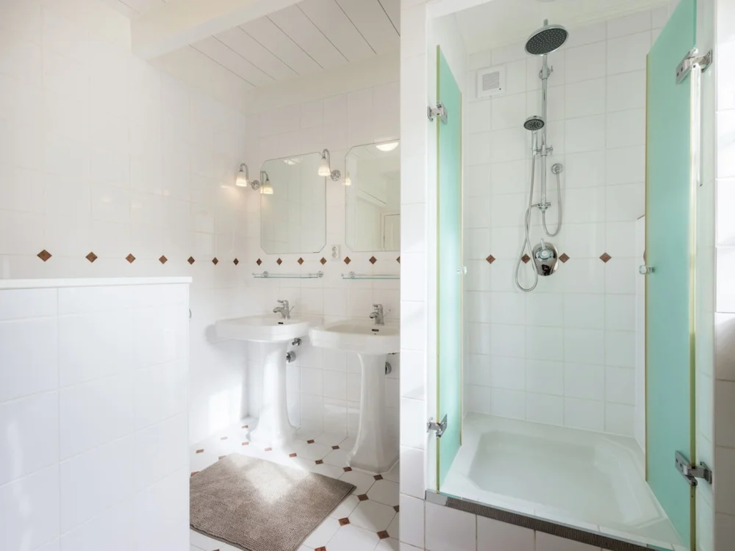 Massive, Historic Villa With a Convenient and Central Location Along the Coast
