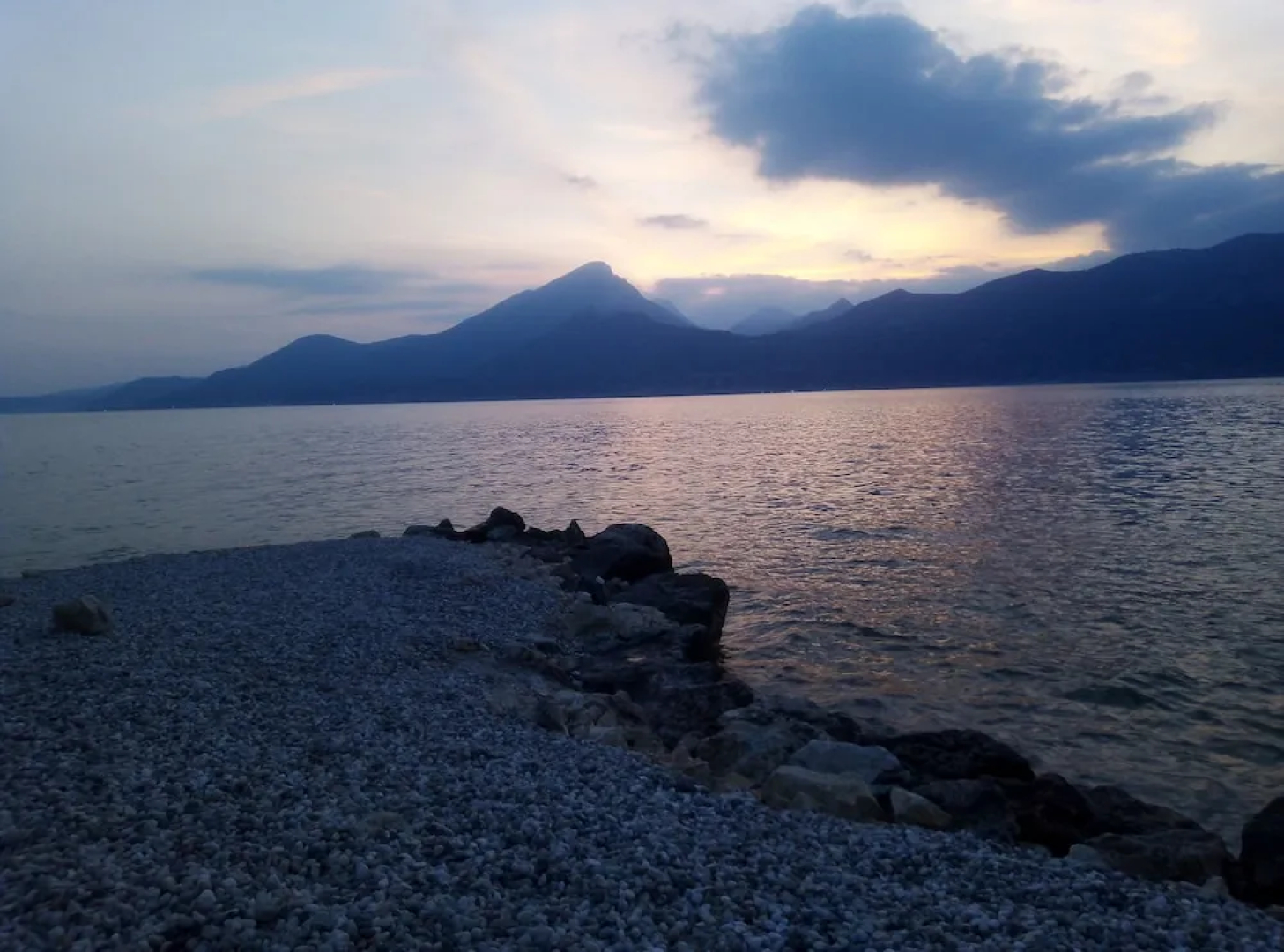 Residence Gardasee Apartments with Lake View