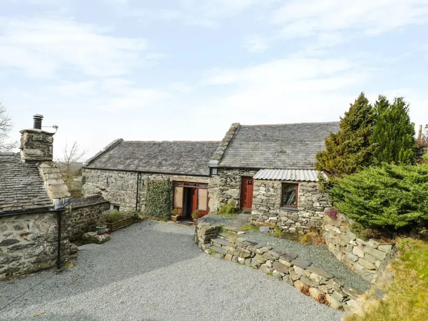 Ty Gwennol at Gilfach Goch