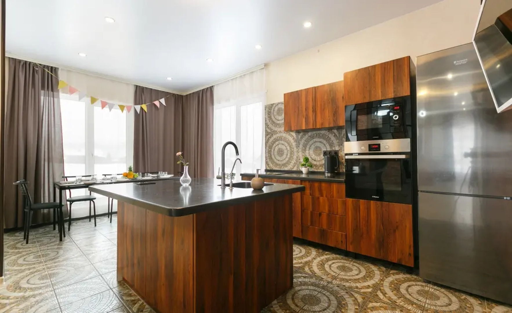 Yousinn (Вера ТСН)