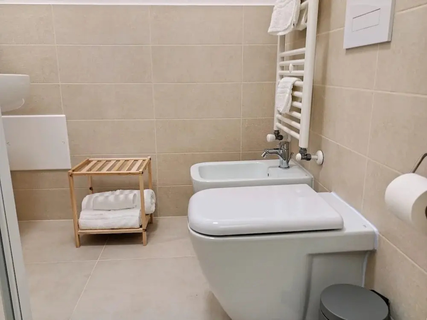 Rosy Suite Bed & Breakfast