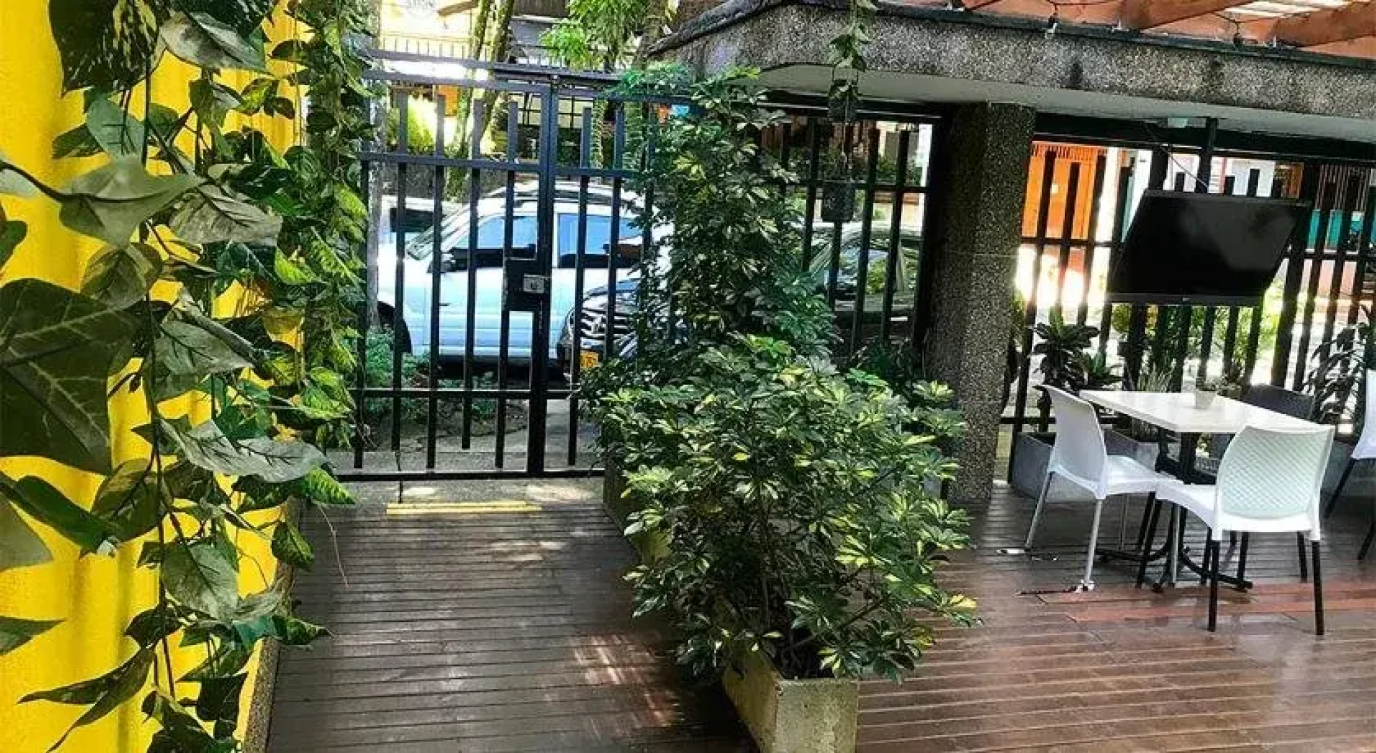 Cocobamboo Hostel