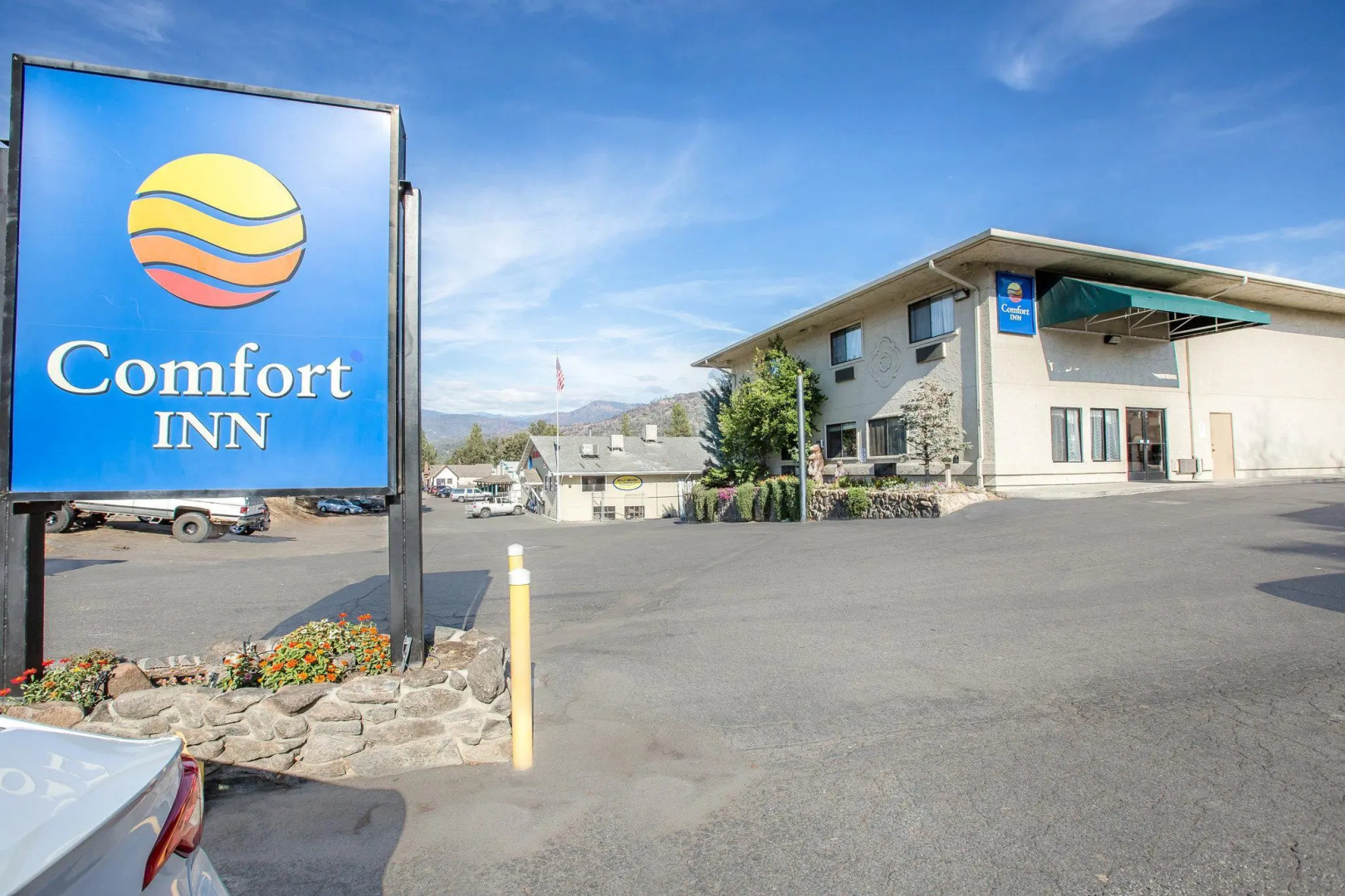 The Oakhurst Inn at Yosemite