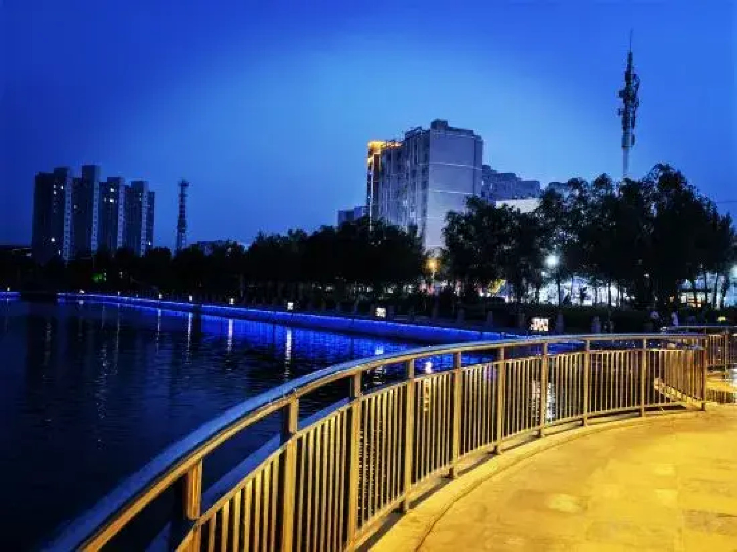 Qandmo Yuquanwan Business Hotel