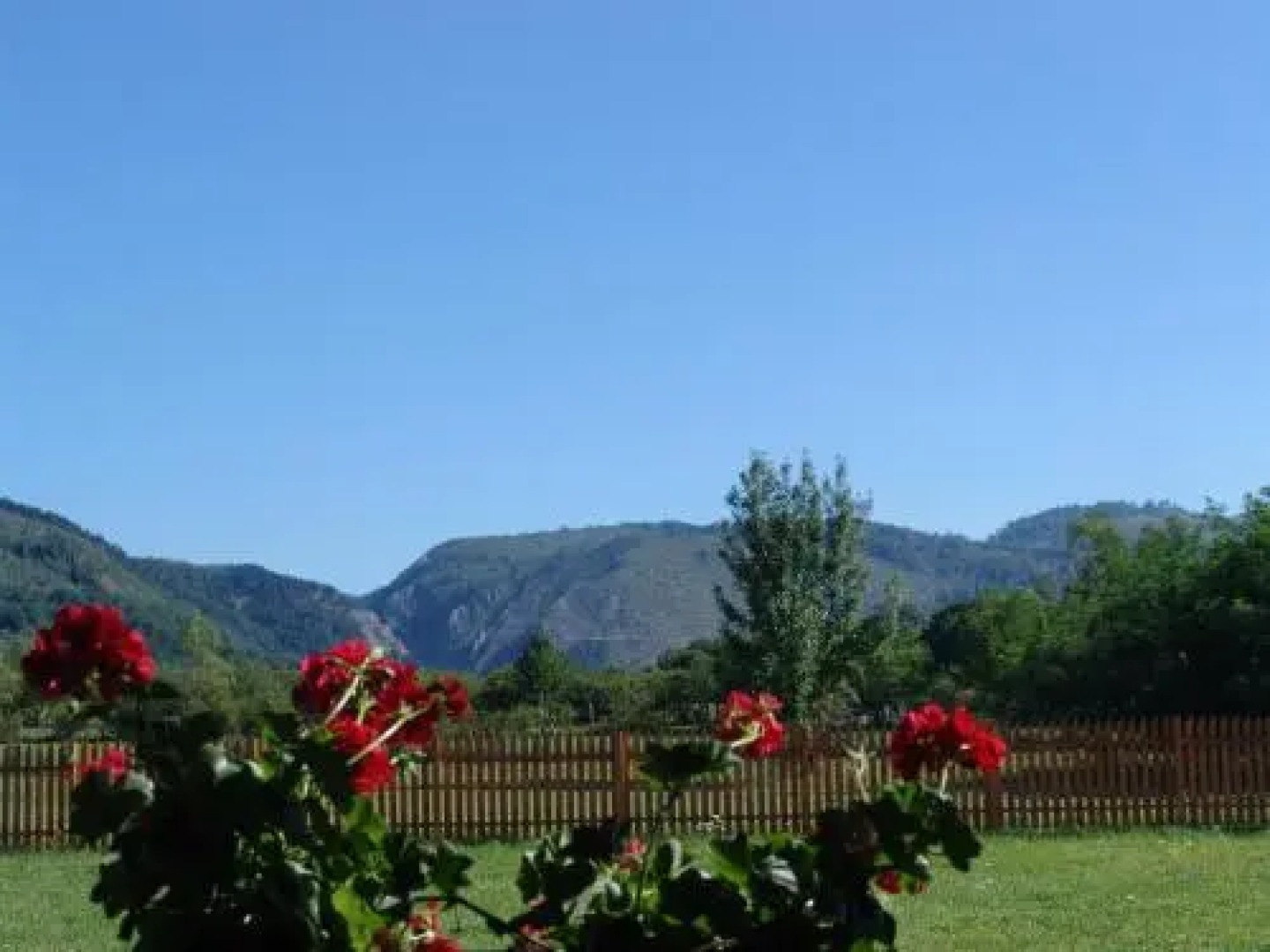 Complex Agroturistic Livada de Nuci