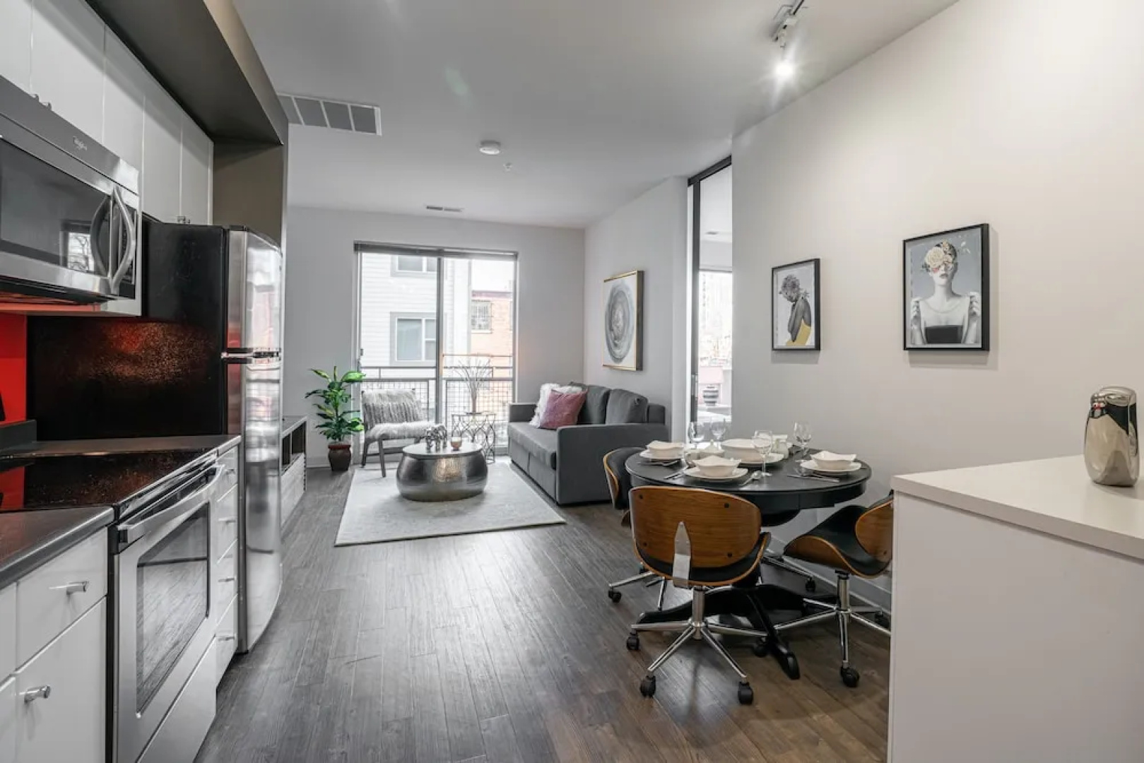 Washington DC Luxury Suites by H