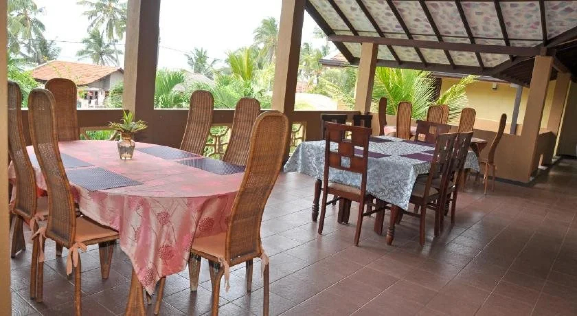 Solomon Beach Hotel