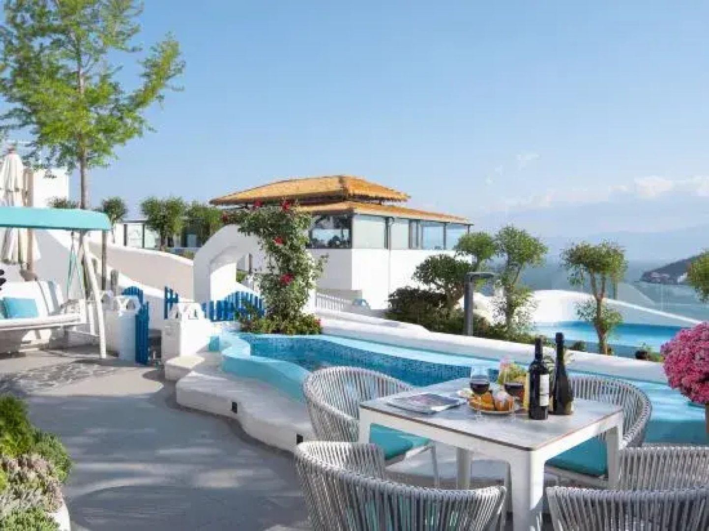 Songyun Skyline Seaview Holiday Hotel