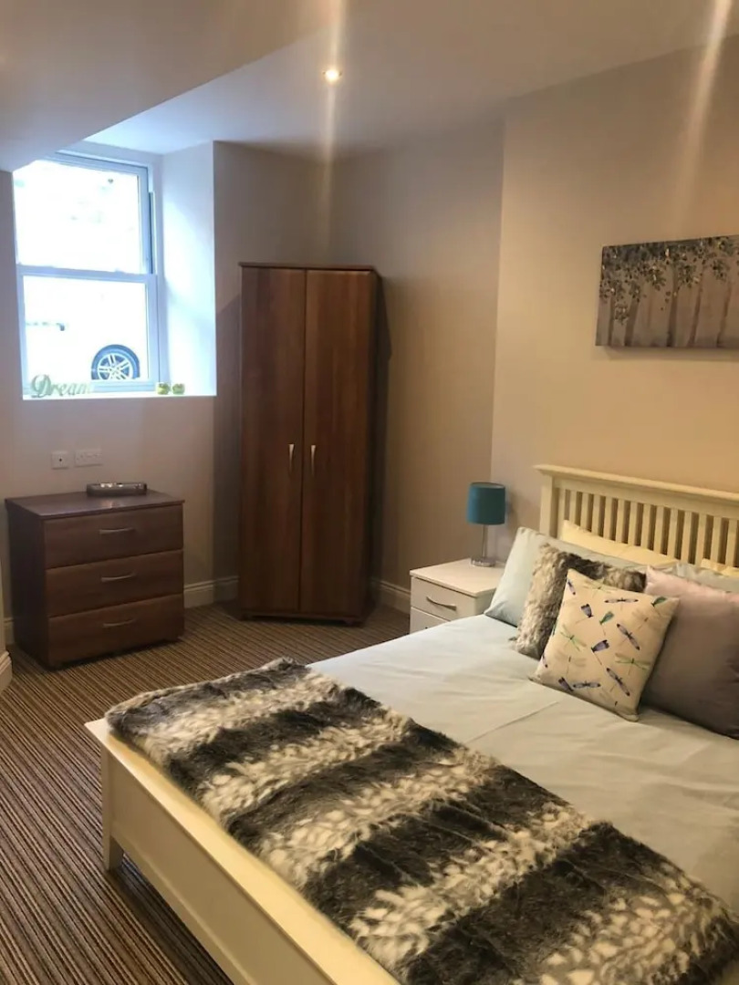 The Home Arms Cottage