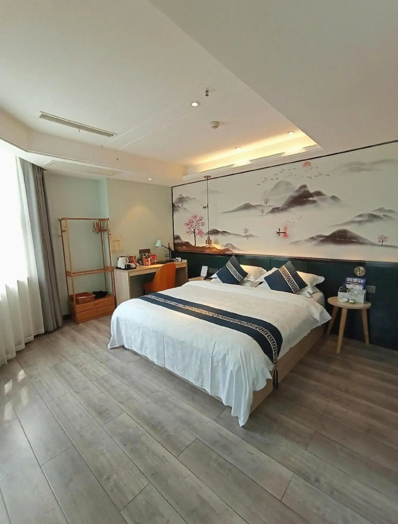 Dongfang Ruiji Zunxuan Hotel