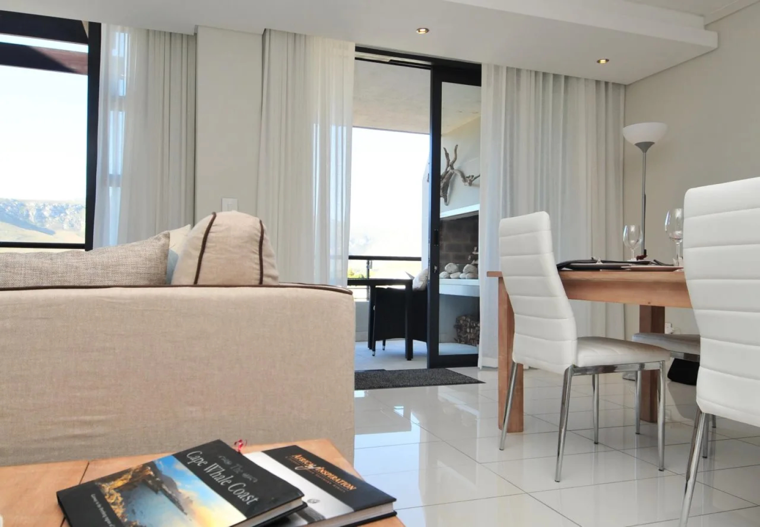 Отель Whale Coast All-Suite-Hotel