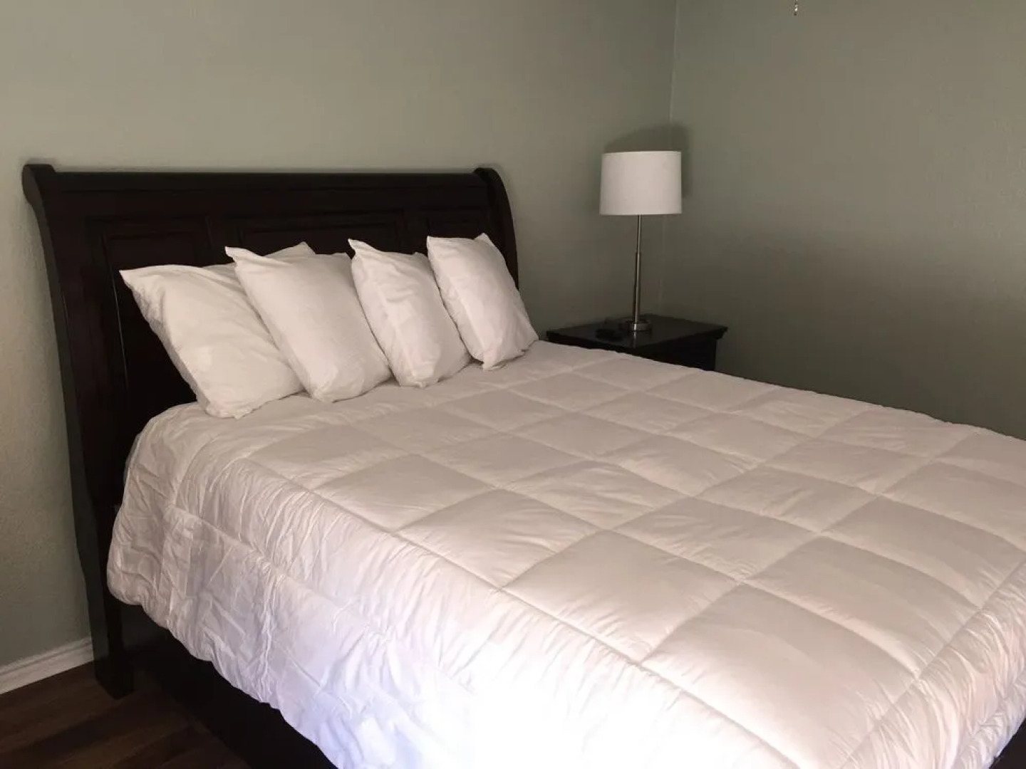 Four Horseman Travel Lodge