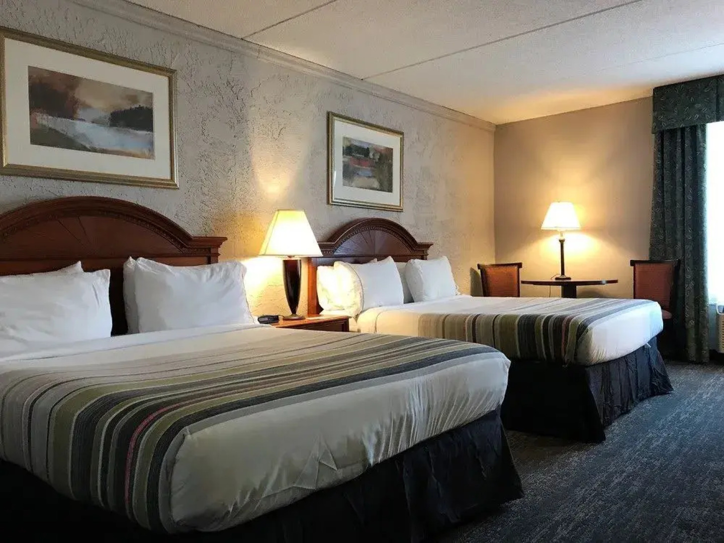 Holiday Inn Express Racine Area (I-94 At Exit 333)