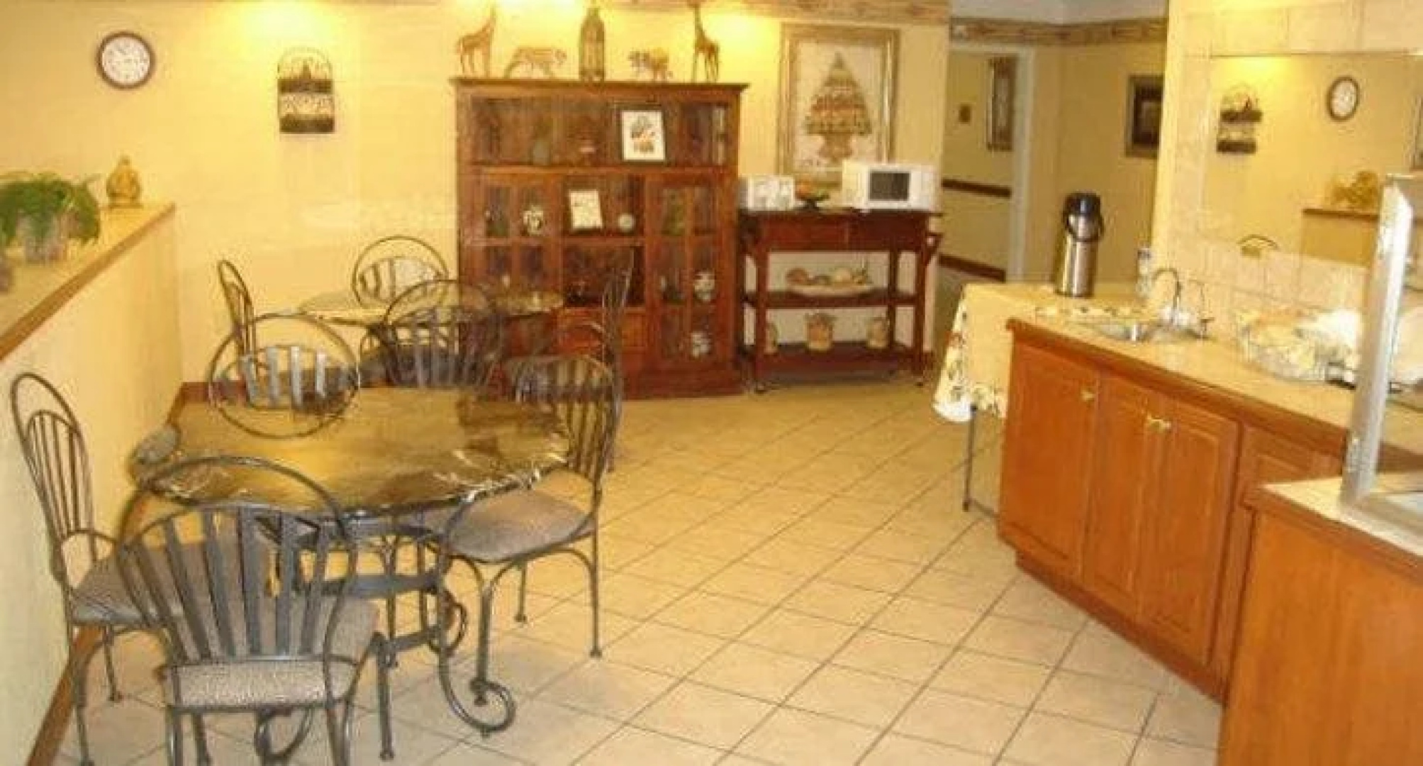 America's Best Inn and Suites Flowood