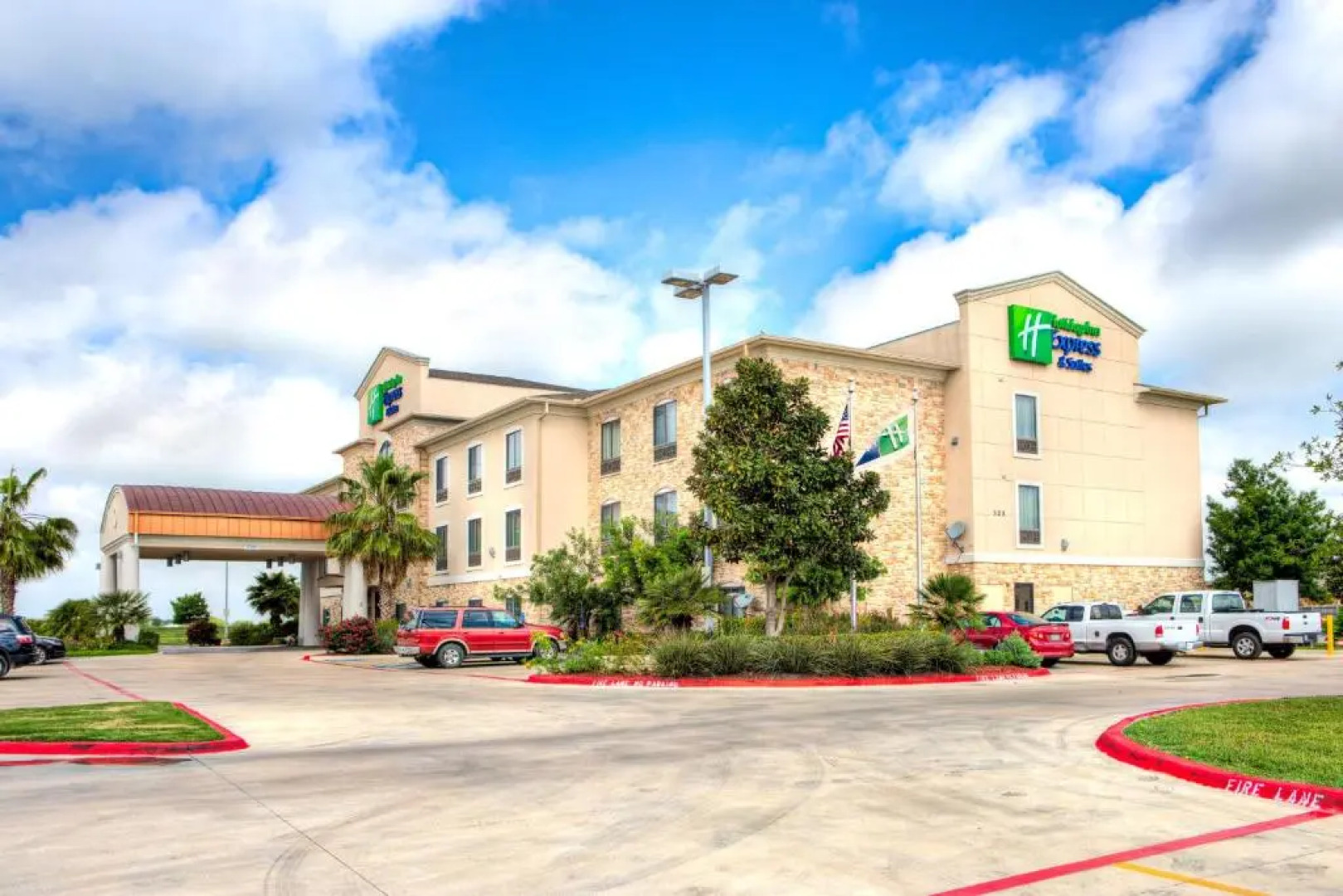 Holiday Inn Express & Suites Austin NE - Hutto by IHG