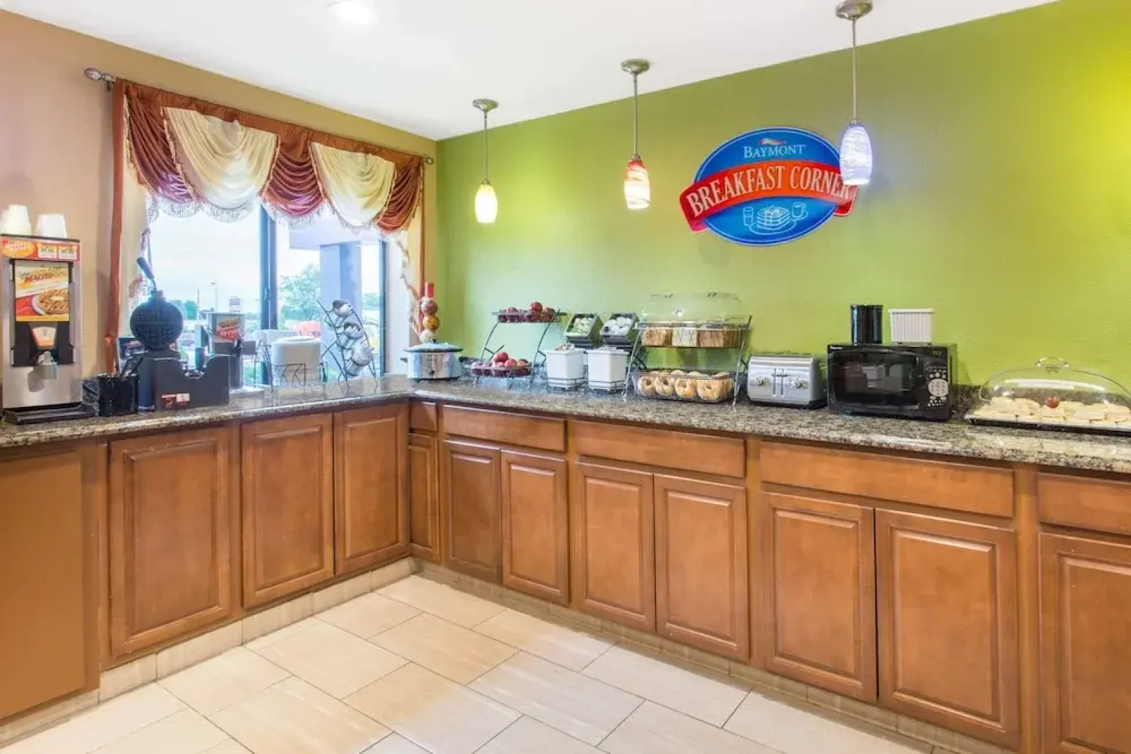 Baymont Inn & Suites Waukesha