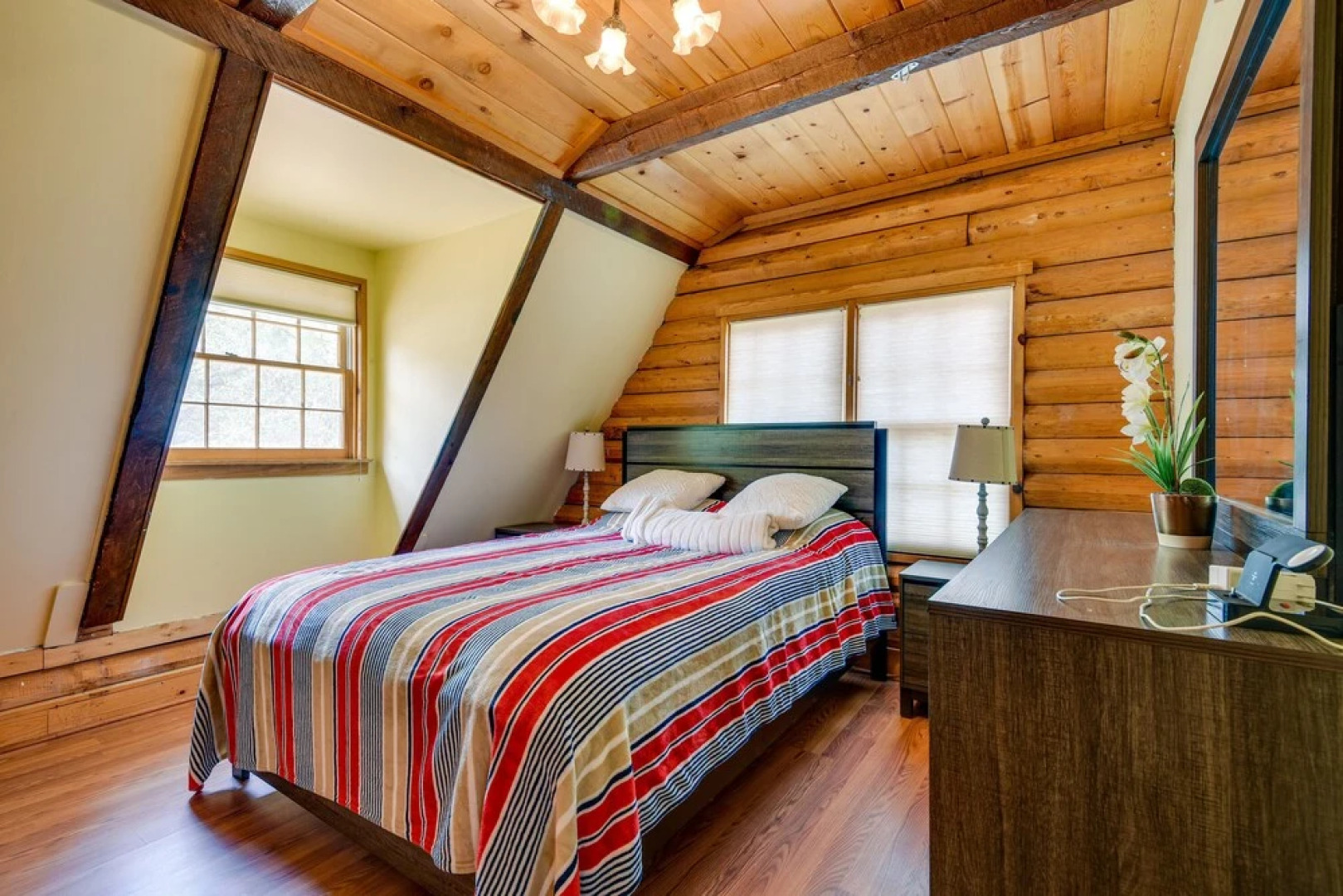 Pine Mountain Club Cabin w/ Community Pool!