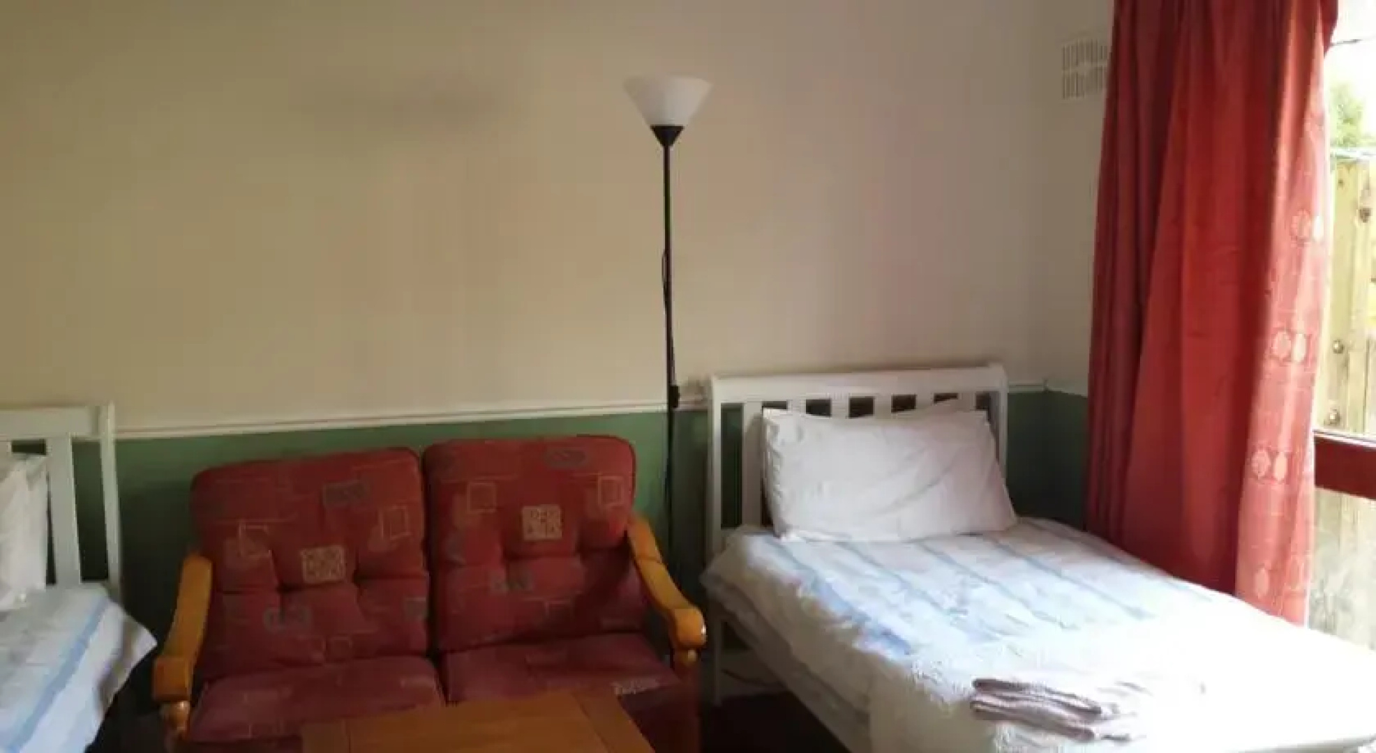 Robinsnest Short Stay Accommodation Limerick