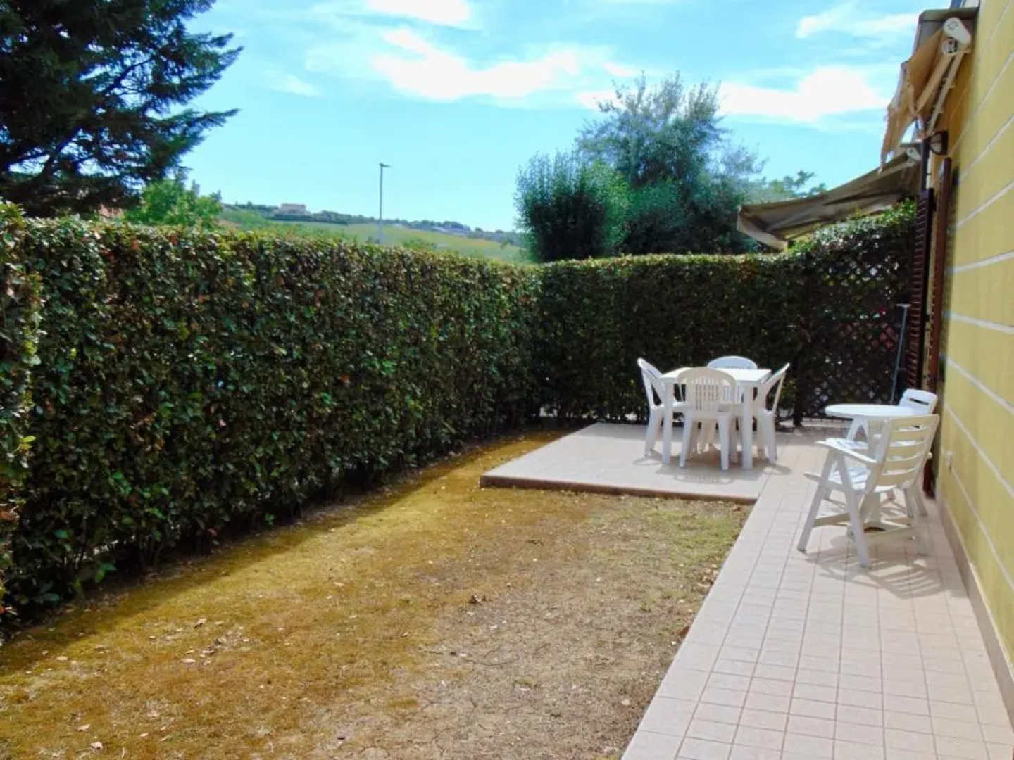 N243 - Numana, trilocale in residence con piscina