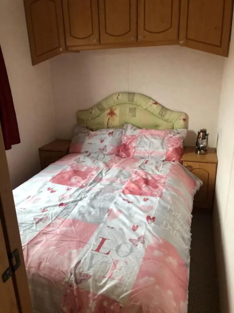 Lovely 3 Bedroom 8 Berth Caravan in Rhyl