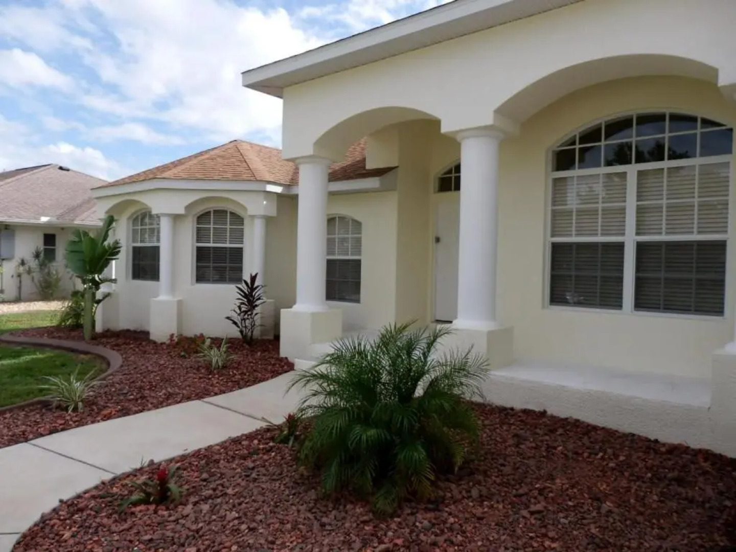 Broad Key Villa - Private Villa with heated pool and Spa - sleeps 8