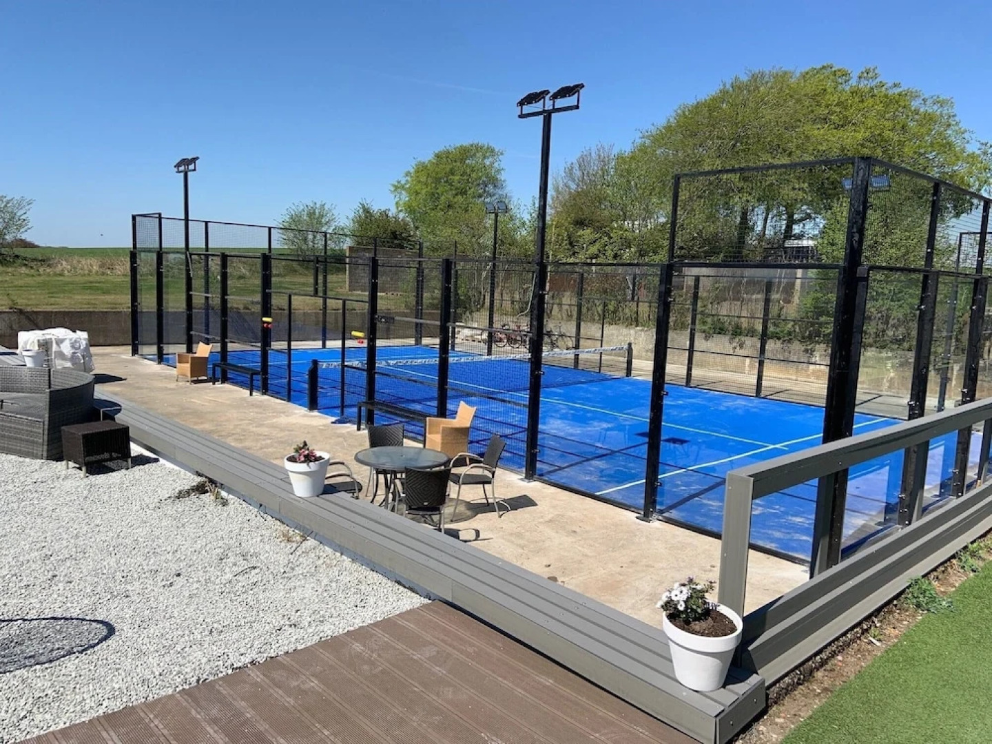 Alingsgård B&B - Spabad, bastu, gym, behandlingar & padelbana