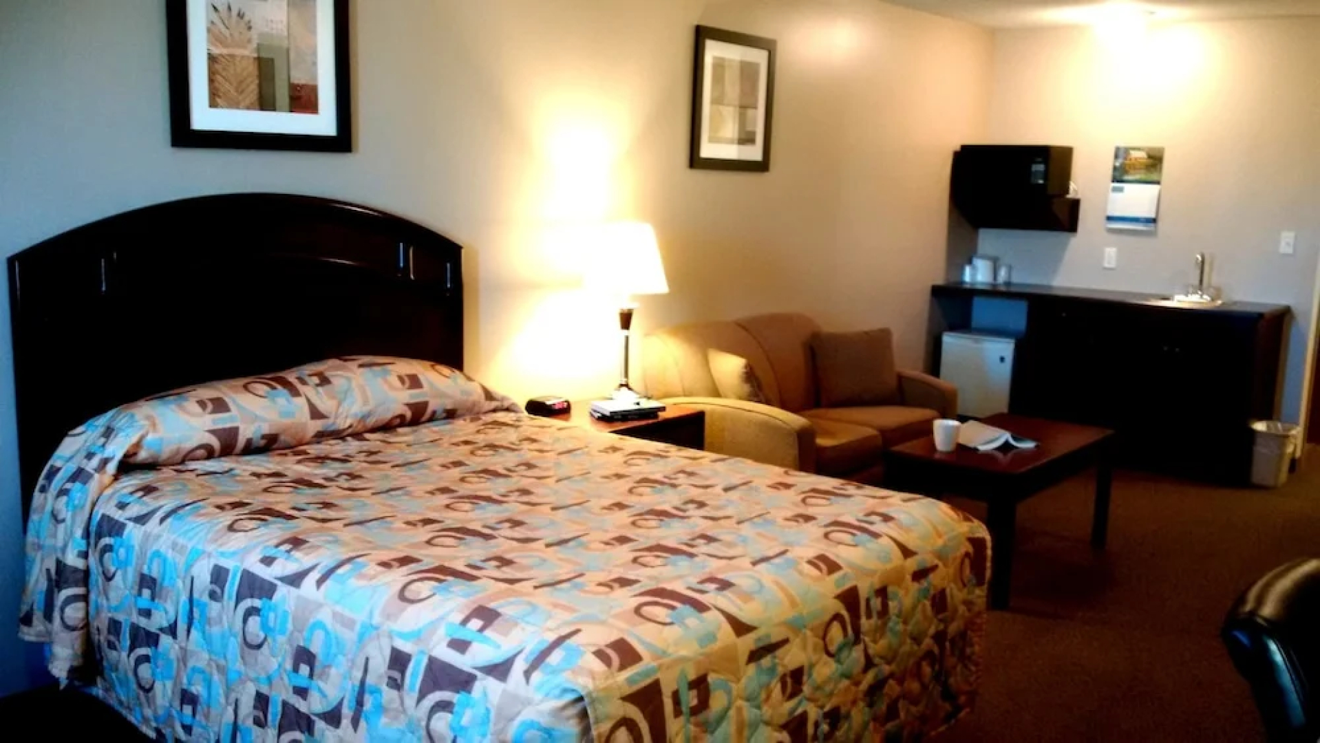 R&R Inn & Suites
