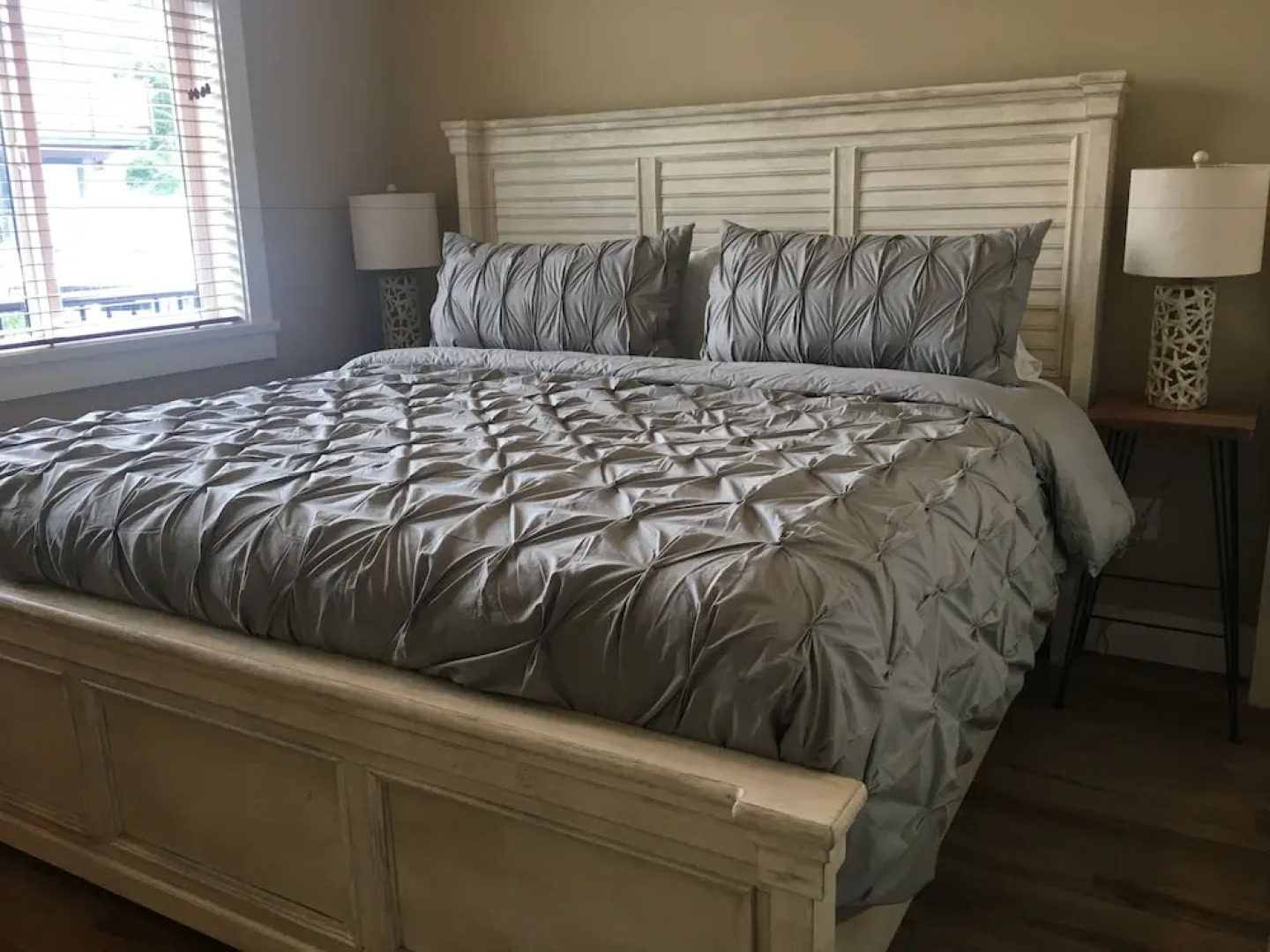 Eagle Reach - A West Coast Cottage