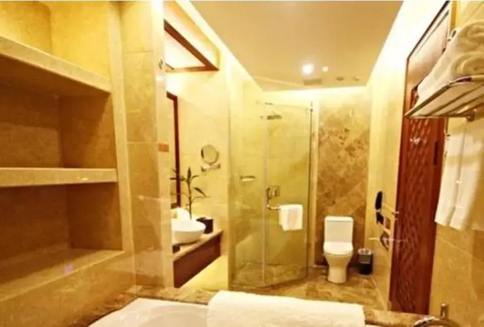 Ramada Plaza by Wyndham Xishuangbanna South