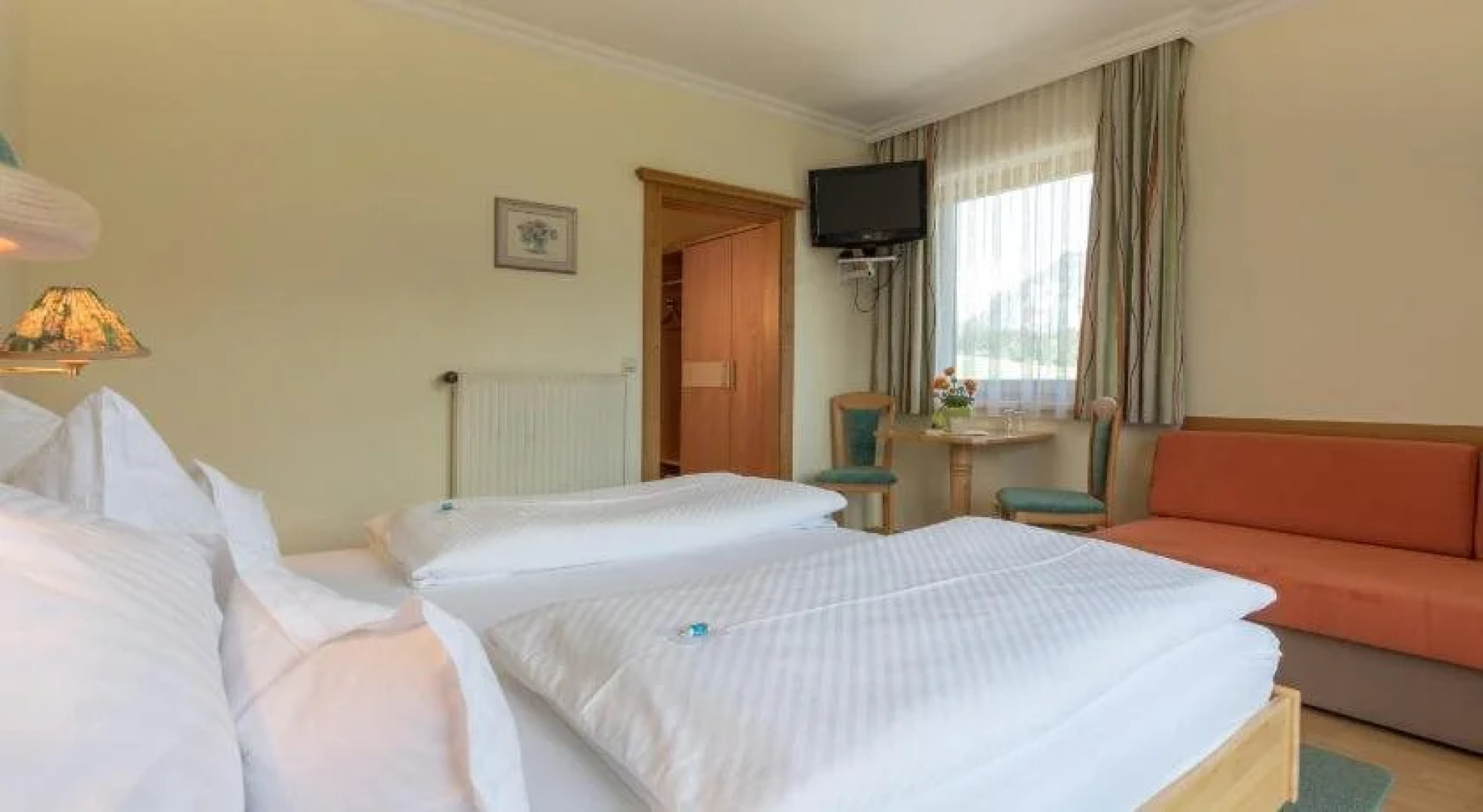 Landhotel Häuserl im Wald