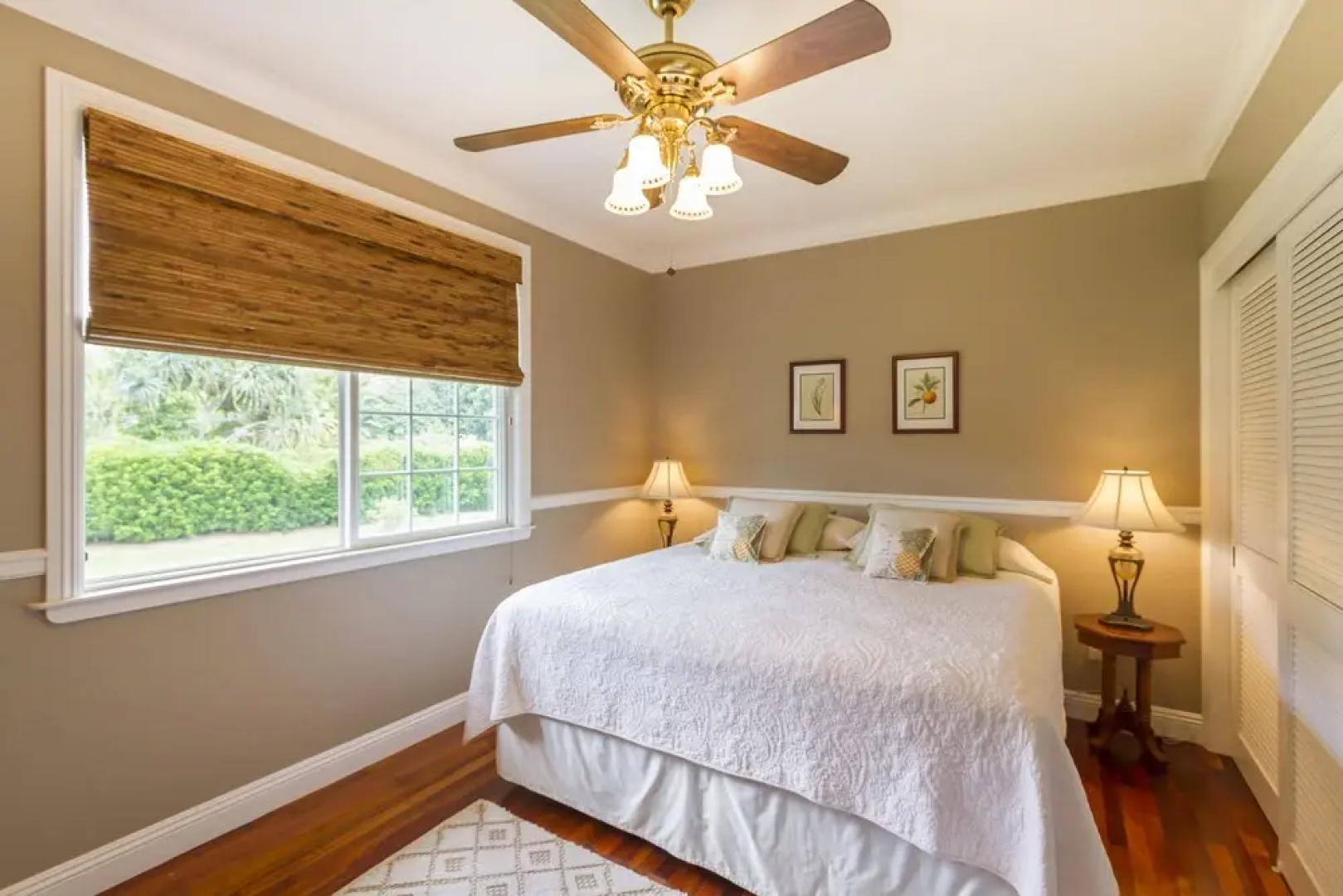 The Green Pineapple Main House 3 Bedroom Home by Redawning