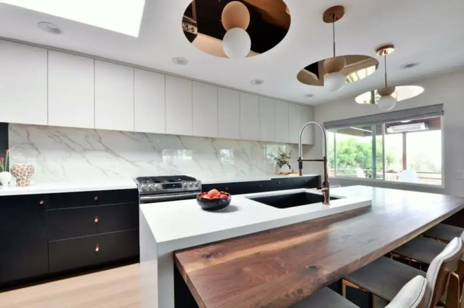 Luxury Cardiff By-the-sea Ocean View Penthouse