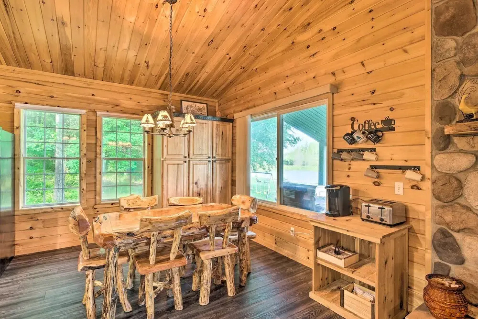 Sun-dappled Cadillac Gem w/ Kayaks & Grill!