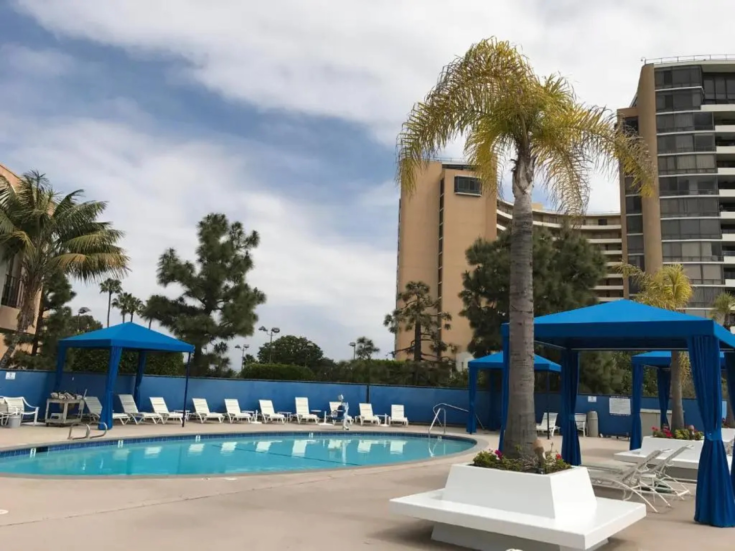 Luxury 1 BD & 1BR with Fantastic marina view