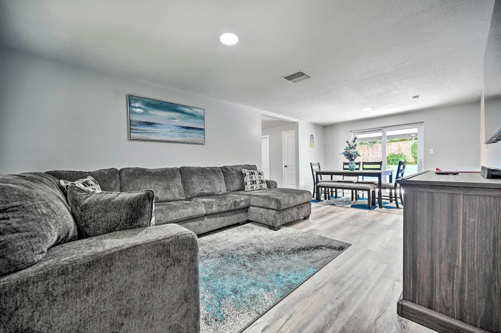 Spacious Brandon Home w/ Private Outdoor Pool