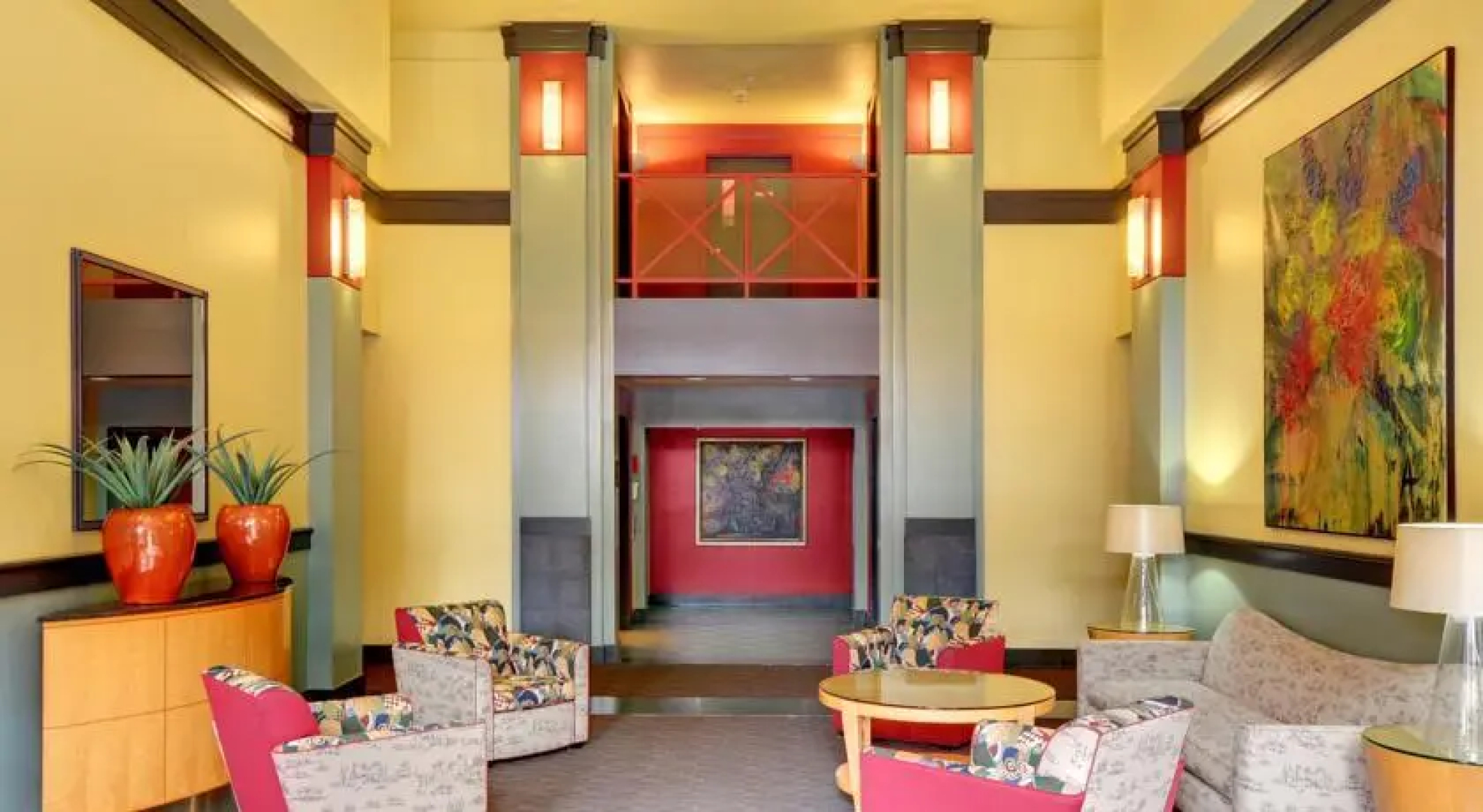 Belltown Court Home Port Suite II