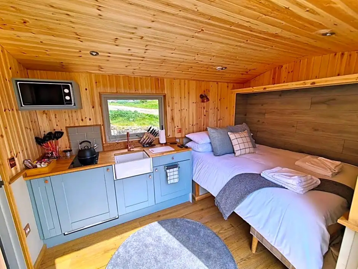 Peak District Shepherds Hut