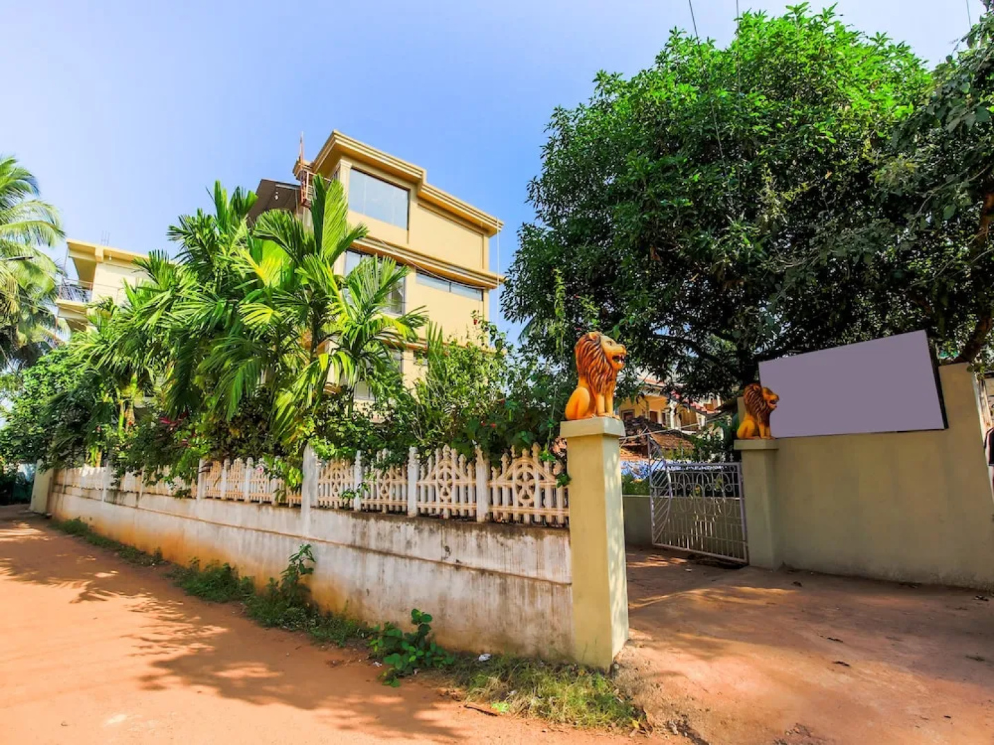 OYO 23067 Kartik Resort
