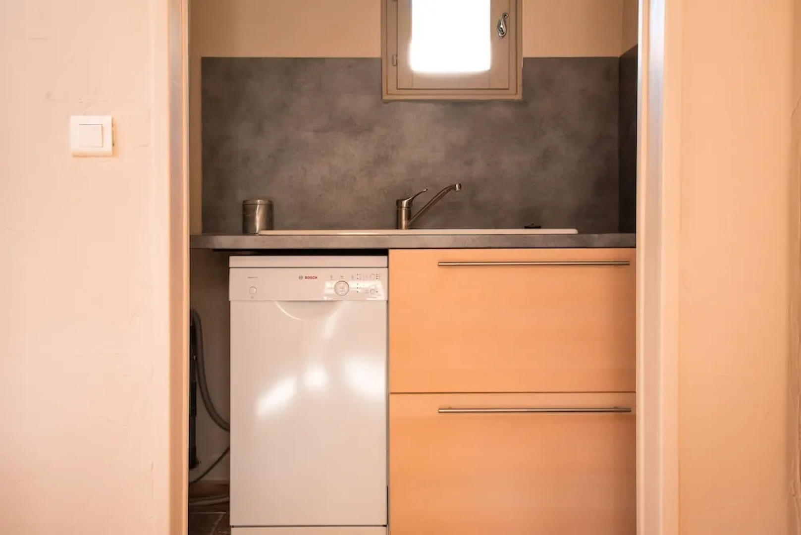 Private river access - Swimming Pool