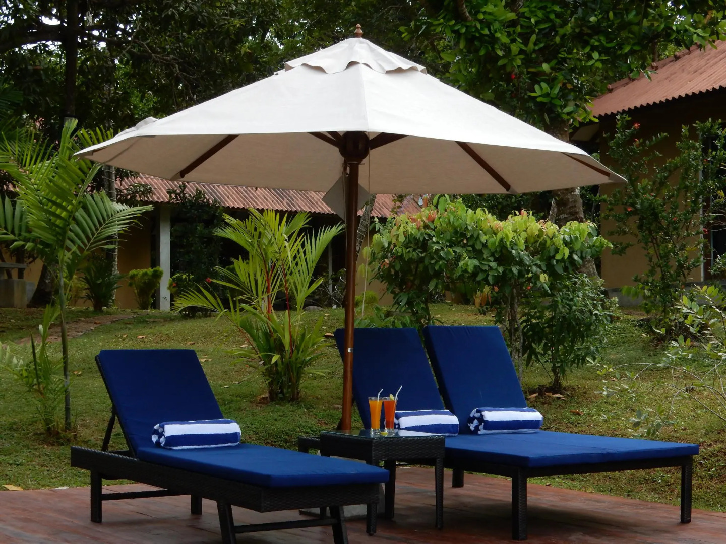 Kadolana Eco Village