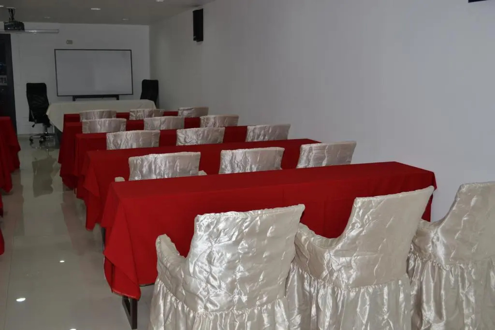 Yours Hotel Lifestyle