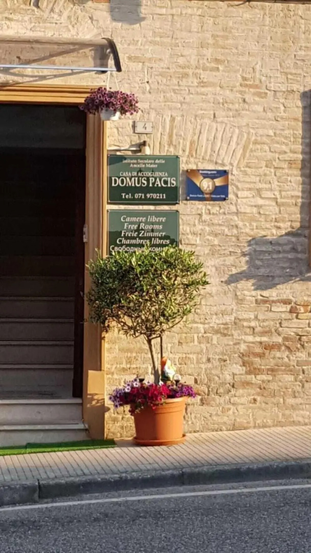 Domus Pacis Loreto - Casa per ferie