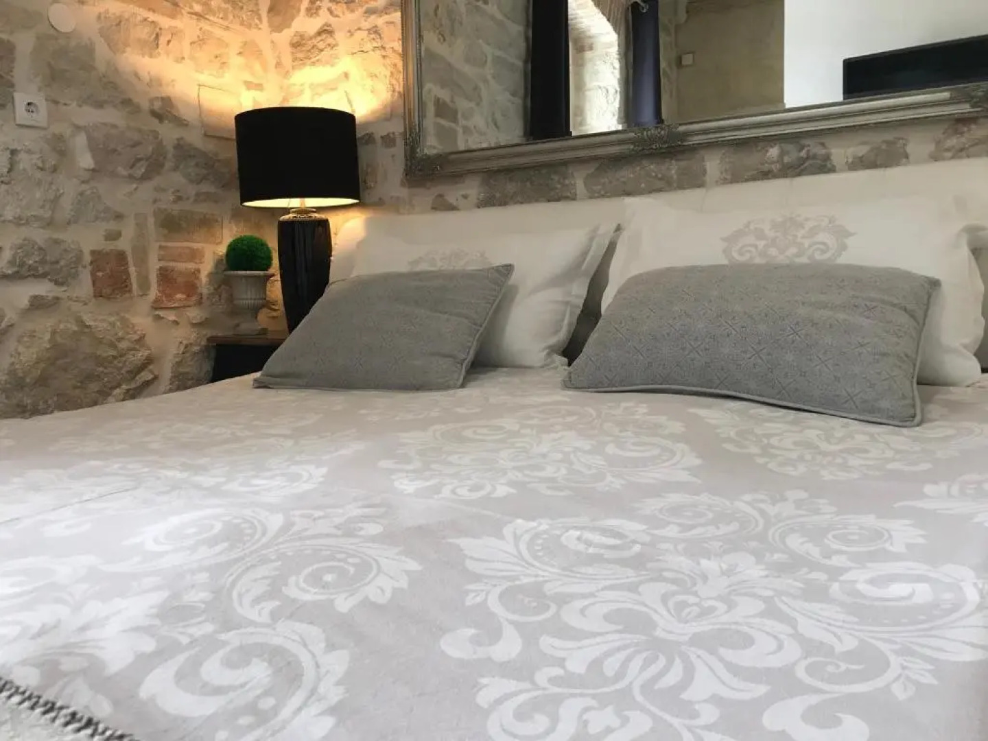 Stone house Chiara Seaview