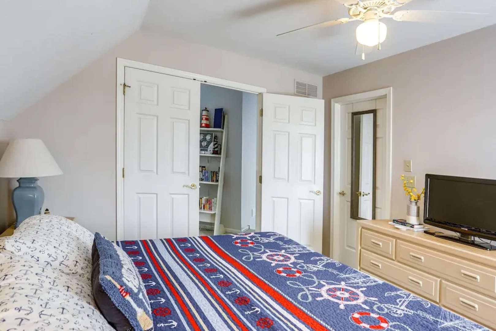 Family-friendly Port Clinton Home w/ Private Deck