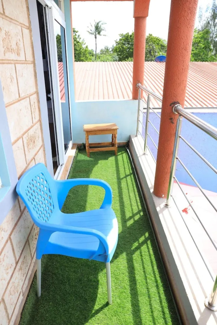 Le Mach Apartments
