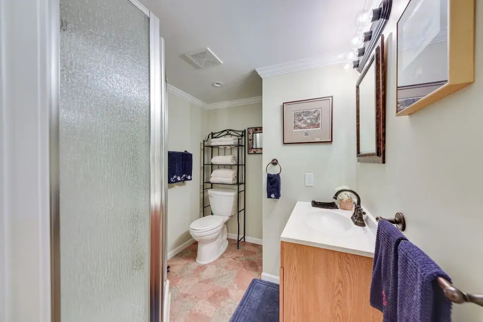 Family-friendly Twin Lakes Home Near Lake Mary!