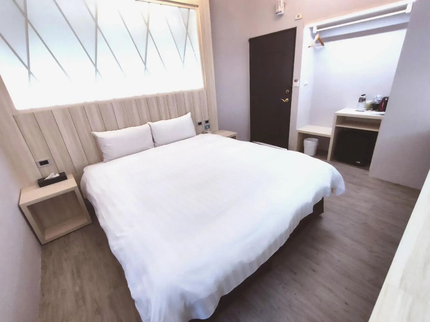 AOIKE Hot Spring Hotel