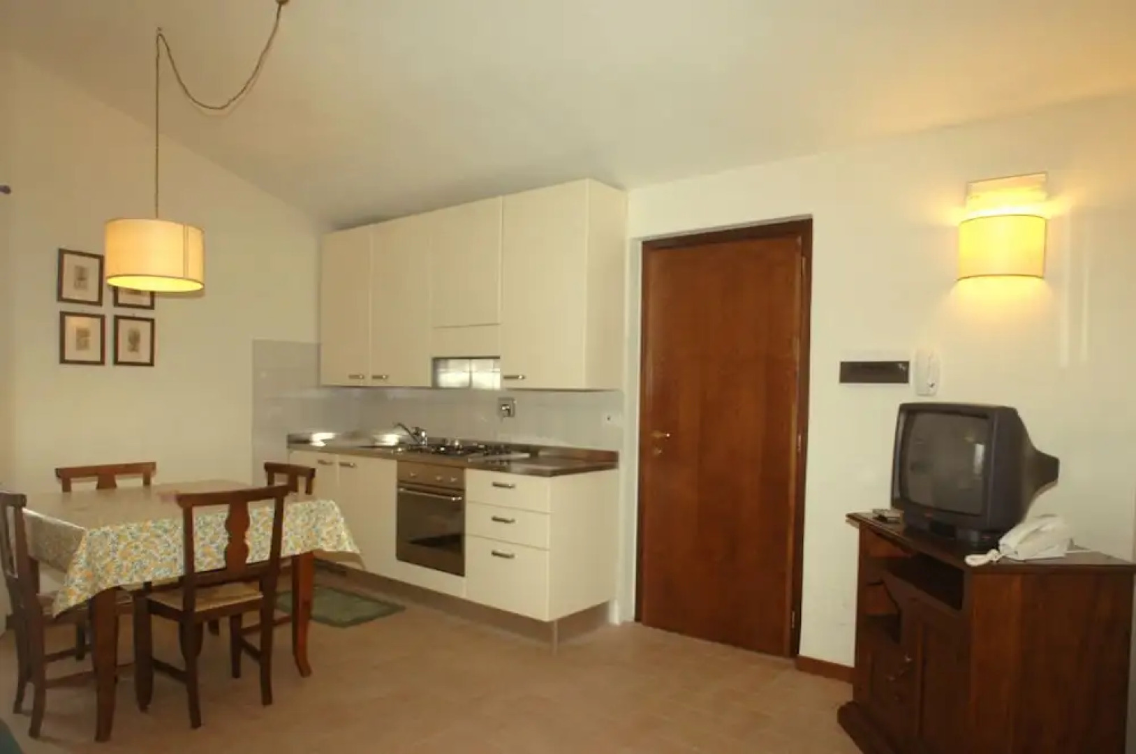 Residenza Torre Acquatino