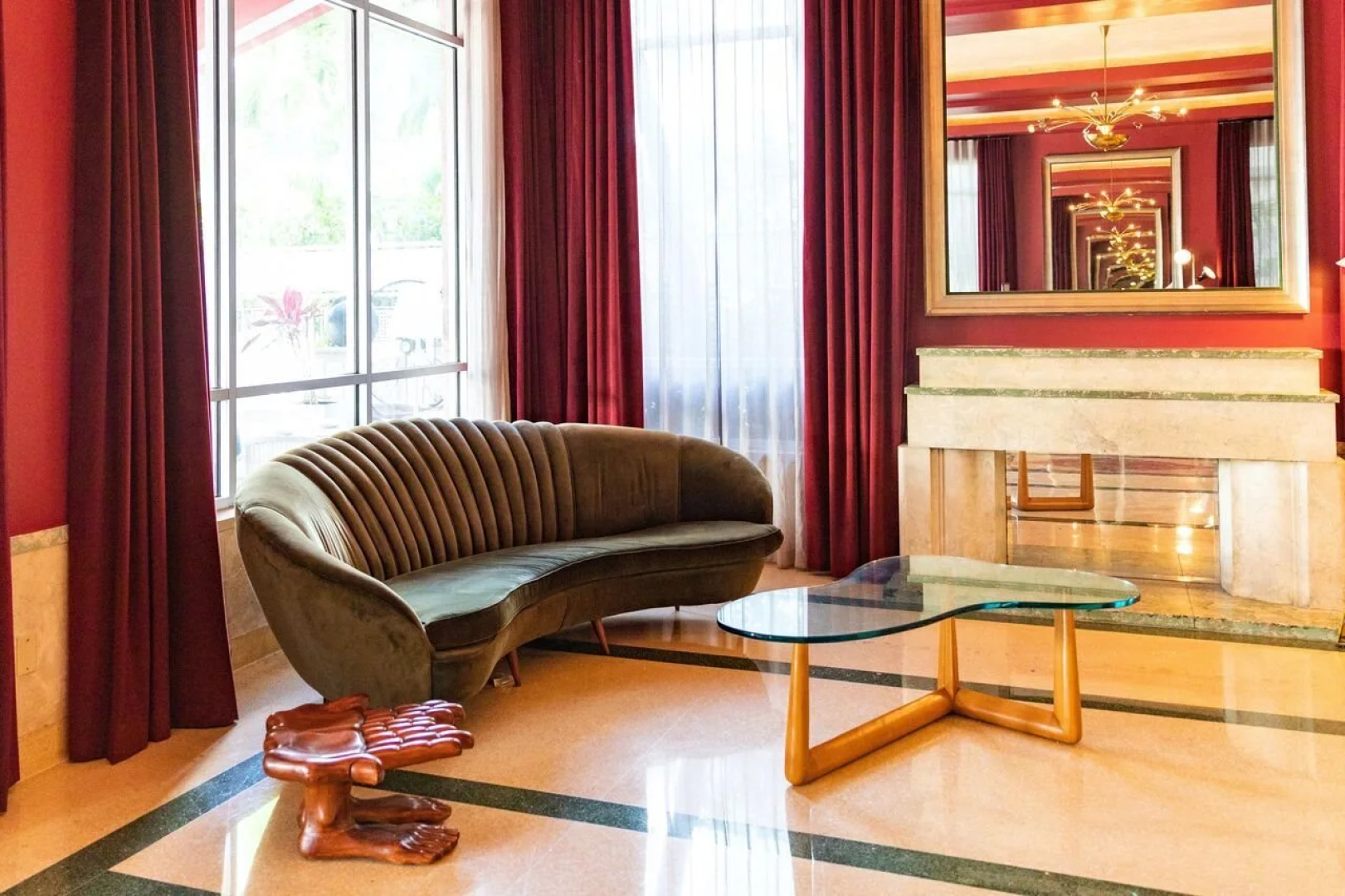 Crest Hotel Suites